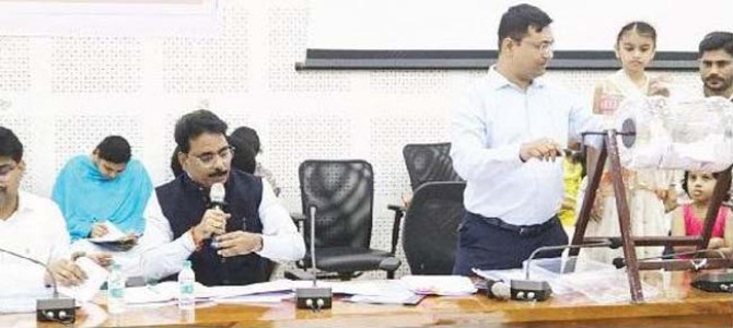 रायगड जिल्हा परिषदेचे आरक्षण जाहीर ! दोन छोट्या मुलींनी अनेकांचे नशीब पालटवले
