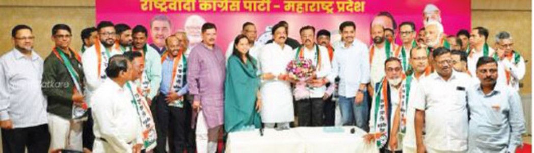 रायगडमध्ये शिवसेना ठाकरे गटाला धक्का , किशोर जैन यांचा राष्ट्रवादीत प्रवेश