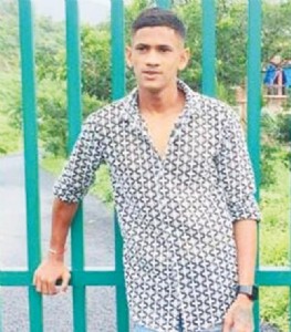 पेण येथील तरुणाचा मृत्यू, एकजण जखमी , पेण-खोपोली मार्गावर भीषण अपघात; दोन मित्रांना अज्ञात वाहनाची धडक