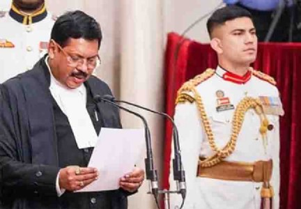 भारताचे ५२ वे सरन्यायाधीश महाराष्ट्राचे सुपुत्र बी. आर. गवई