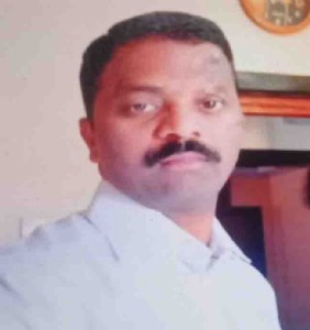घोणसेचे सरपंच रमेश कानसे यांचे अपघाती निधन , गायीला मोटारसायकल धडकून झाला होता अपघात