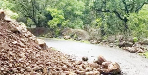 सांगवी येथे दरड कोसळण्याची शयता , संरक्षण भिंत बांधण्यासाठी ५७ कोटी निधी मंजूर