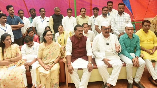 स्थानिक स्वराज्य संस्थांच्या निवडणुकीचे सर्व अधिकार स्थानिक पदाधिकार्‍यांकडे 