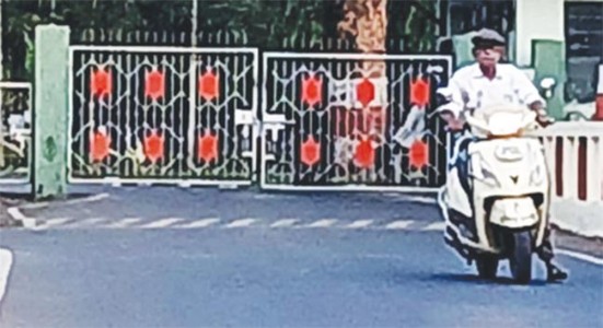 अलिबाग आरसीएफ वसाहतीमध्ये नागरिकांना पुन्हा प्रवेश सुरू
