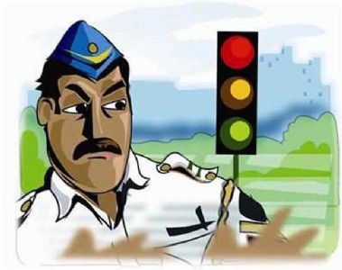 वाहतूक पोलिसांचे मोबाईल हिसकावून पळालेले दोघे गजाआड