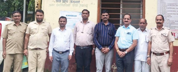 सर्व्हेक्षण समितीची कर्जत एसटी आगाराला भेट