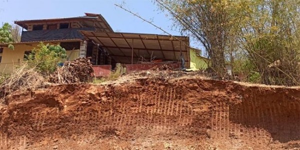 पोलादपूर | साखर दरडग्रस्तांची घरासाठी वणवण , सरकारच्या उदासीनतेमुळे स्वातंत्र्य दिनी ग्रामस्थ उपोषणाला बसणार