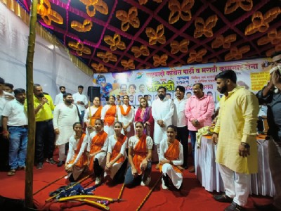 थरांच्या थराराला युद्ध कलेची सलामी! कामोठेत दहीहंडी उत्सवात तलवारबाजी लाठीकाठी, दांडपट्टा