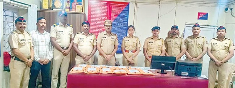 काशिद किनार्‍यावर सापडली चरसने भरलेली गोण ! ५५ लाखांचा ११ किलो चरस जप्त; अज्ञातावर गुन्हा दाखल