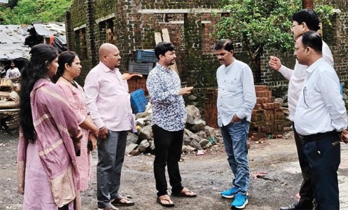 शासकीय जागेवरील घरे कायम करणार , उपविभागीय अधिकार्‍यांनी केली पाहणी