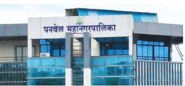 पनवेलमध्ये 16 वकील जनतेच्या दरबारात! वकिलांचा प्रचारात युक्तिवाद मतदार ग्राह्य धरणार का?