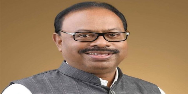 तहसीलदाराच्या चेंबरमध्ये सीसीटीव्ही बसवून कलेक्टरच्या चेंबरला जोडा