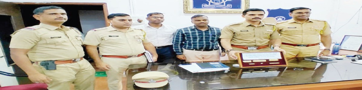 पनवेल शहरातील स्वरुप रिफायनरी ज्वेलर्समधील अपहाराचा ४८ तासांत शोध,फरार कामगाराला सोलापूरात बेड्या; ६६ तोळे सोने हस्तगत