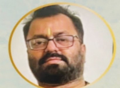 उरणमध्ये मोकाट बैलाची स्कुटीला धडक; हॉटेल मालकाचा मृत्यू