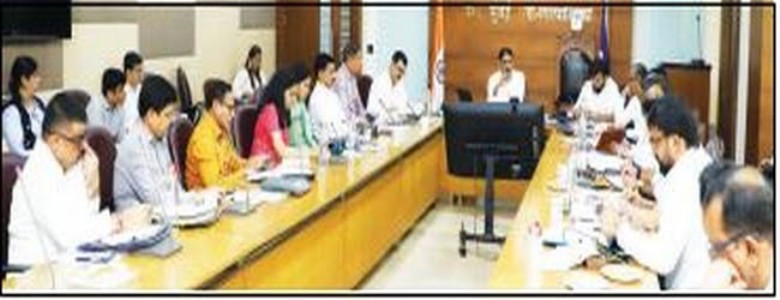 नागरी सुविधांसह नागरिकांच्या सुरक्षेला प्राधान्य ; अनधिकृत फेरीवाले, होर्डिंगवरही नजर