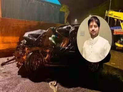 मुंबई-पुणे मिसिंग लिंक बोगद्यात भीषण अपघात ; तुषार भूमकर यांचा जागीच मृत्यू, चारजण जखमी